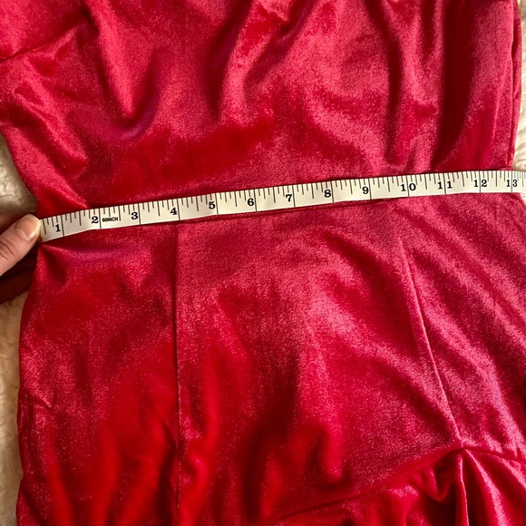 Yumi Kim; Hey Love Fuchsia Velvet Dress. Worn Once. Size Medium - Picture 5 of 5